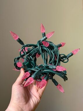 7.5ft Bright Pink LED Christmas Plug In String Lights